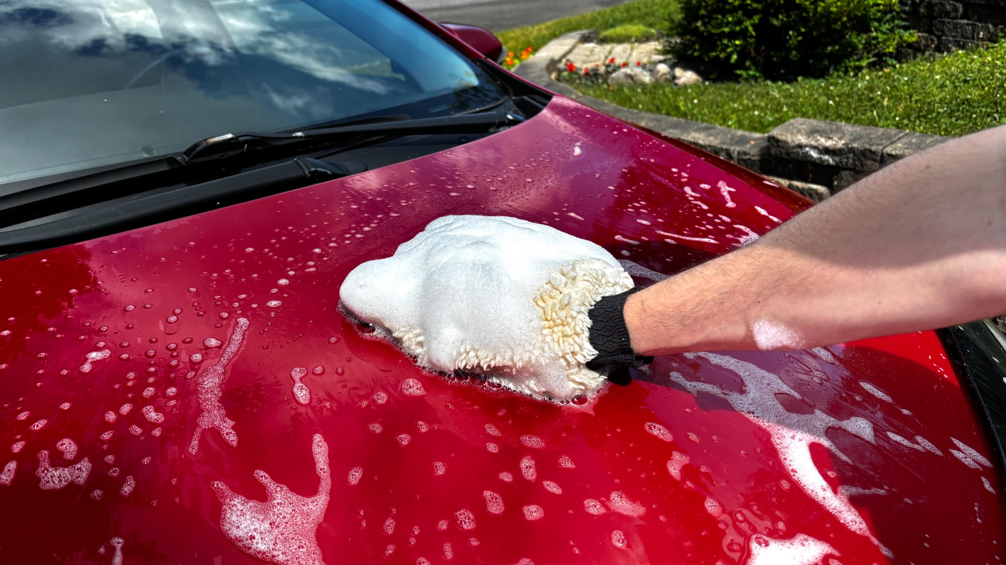 Auto propre, eau préservée :  Tout ce qu’il faut savoir et faire