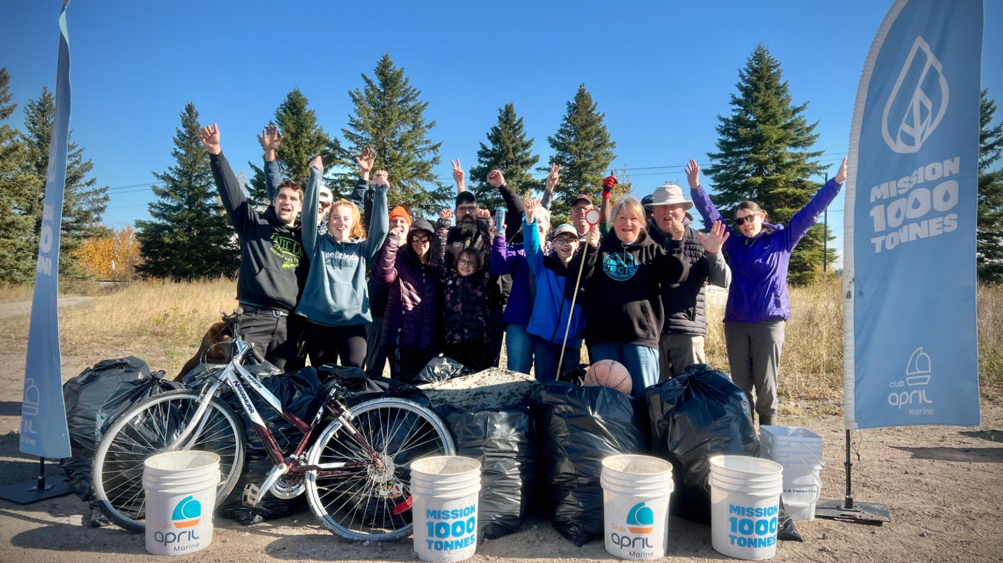Nettoyage des berges, rivière Eusèbe. Photo: OBV Lac-Saint-Jean