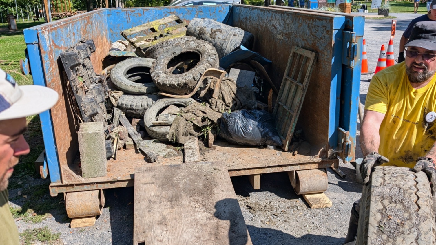 Nettoyage de la rivière Quinchien